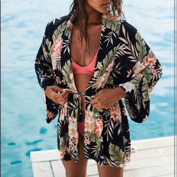 Billabong Other - Billabong ☀️ Sea and Moon Kimono Swim Cover Up
